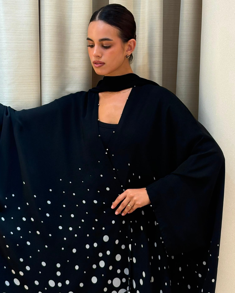 N0043 The Polka-dot Cascate Bisht